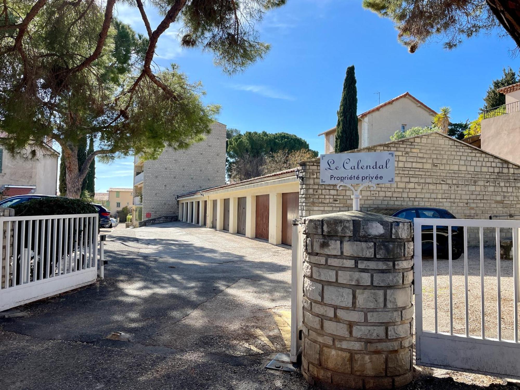 Au Coeur Et Au Calme De Bandol, Parking Et Climatisation Apartment Ngoại thất bức ảnh