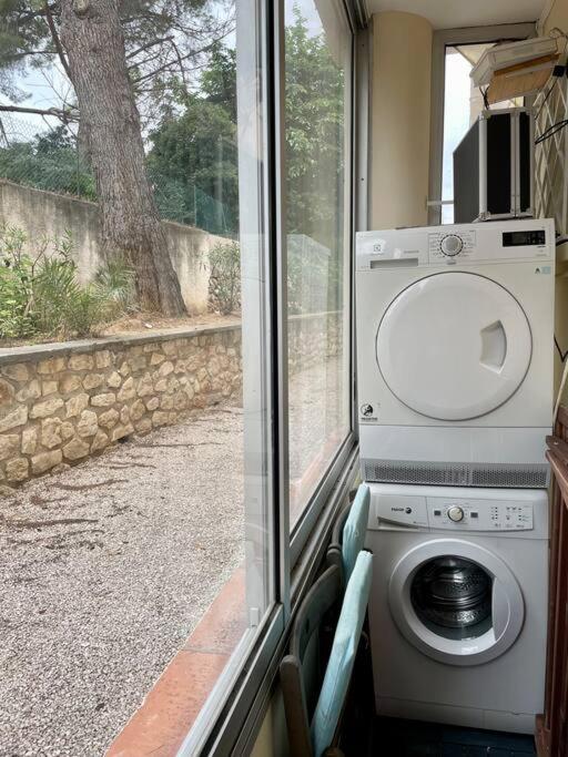 Au Coeur Et Au Calme De Bandol, Parking Et Climatisation Apartment Ngoại thất bức ảnh